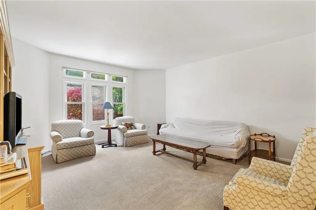 33 Westfield Road White Plains NY 10605