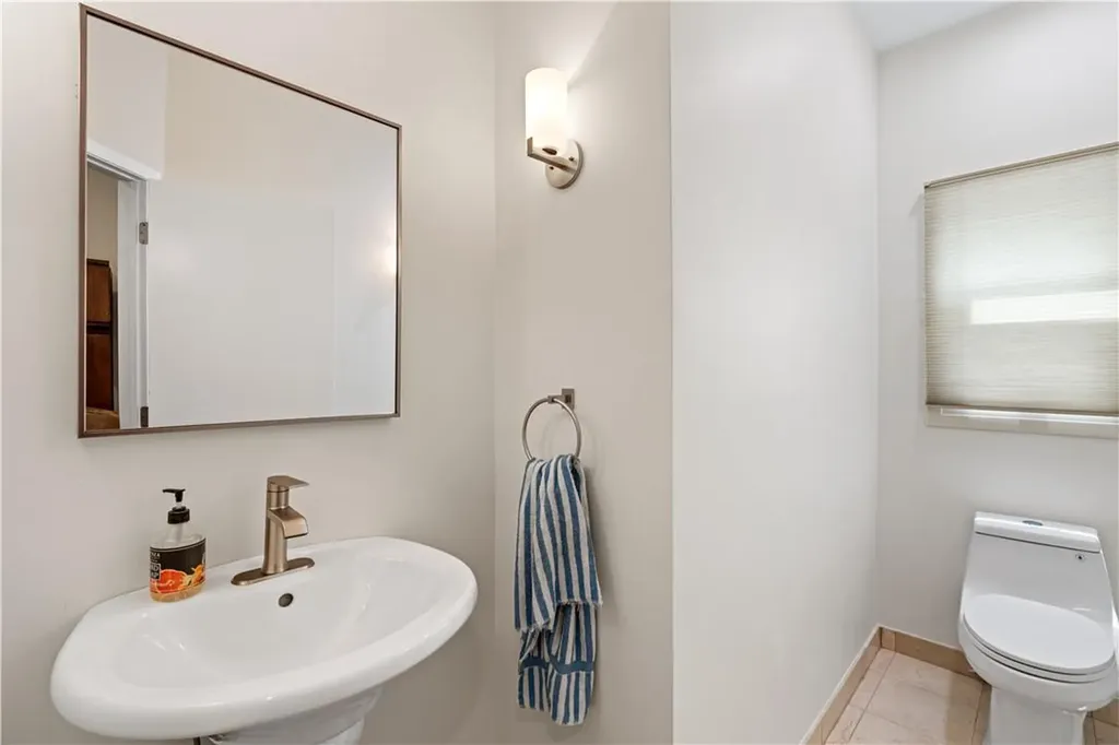 33 Westfield Road White Plains NY 10605