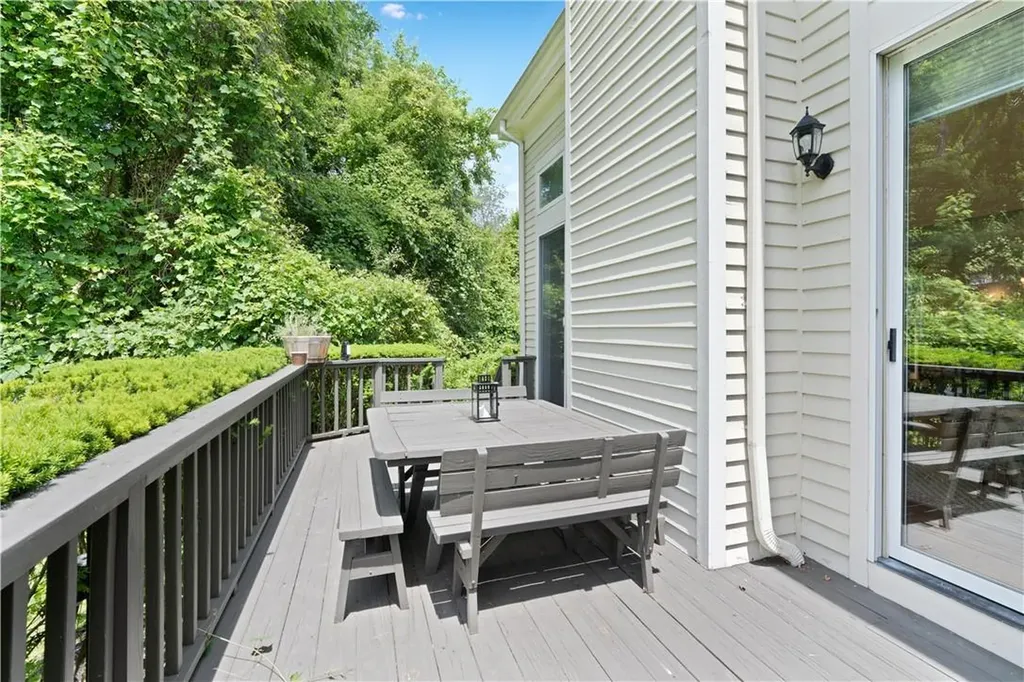 33 Westfield Road White Plains NY 10605