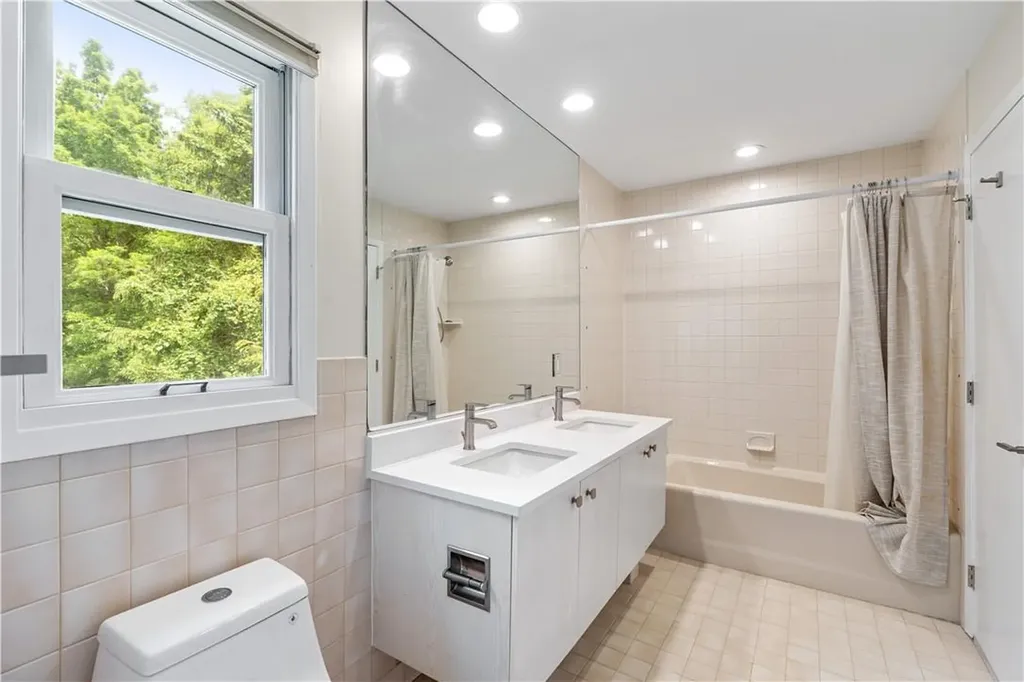 33 Westfield Road White Plains NY 10605