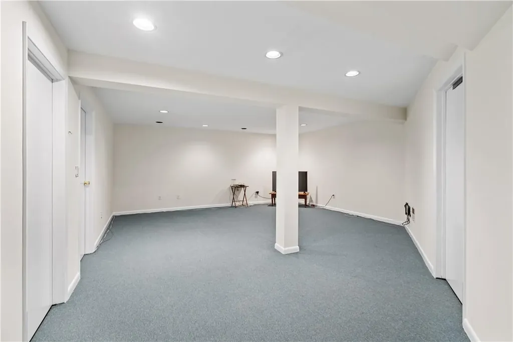 33 Westfield Road White Plains NY 10605