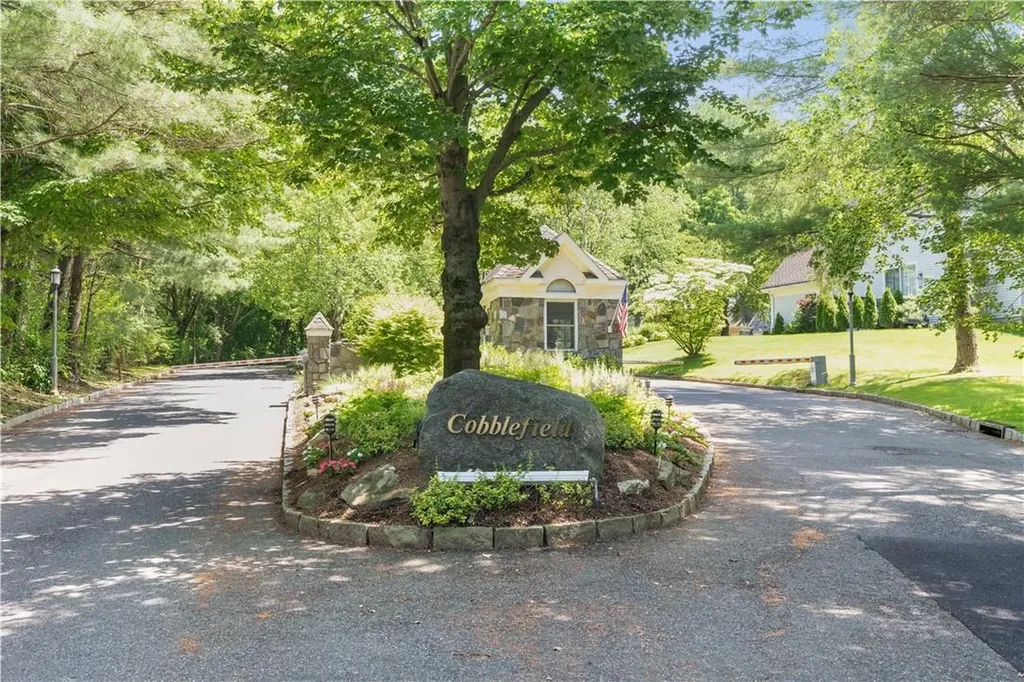 33 Westfield Road White Plains NY 10605