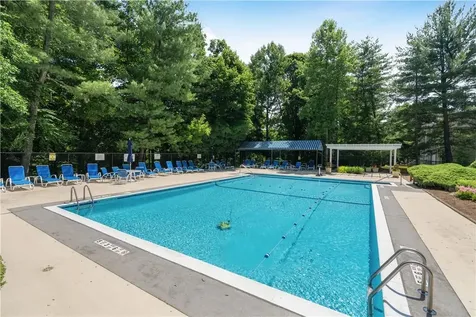 33 Westfield Road White Plains NY 10605