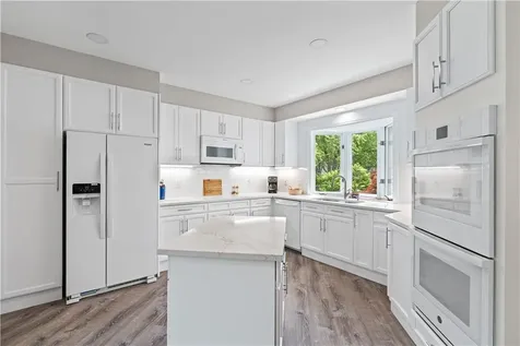 33 Westfield Road White Plains NY 10605