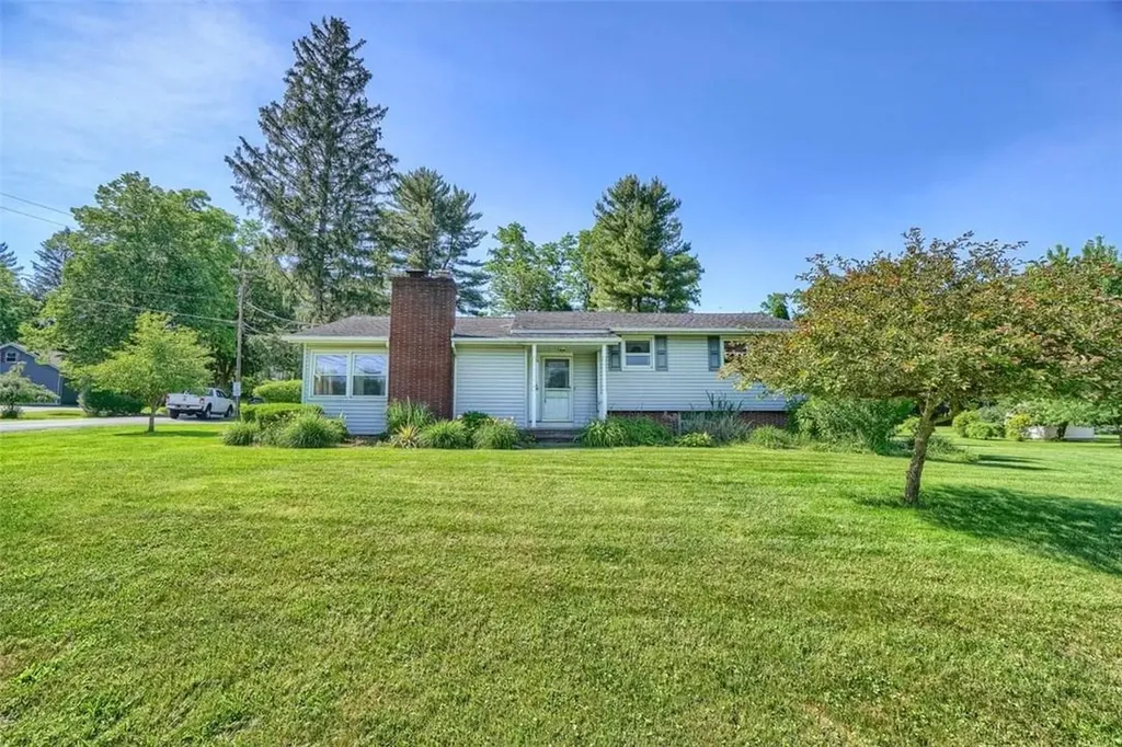 4 Walker Valley Road Pine Bush NY 12566