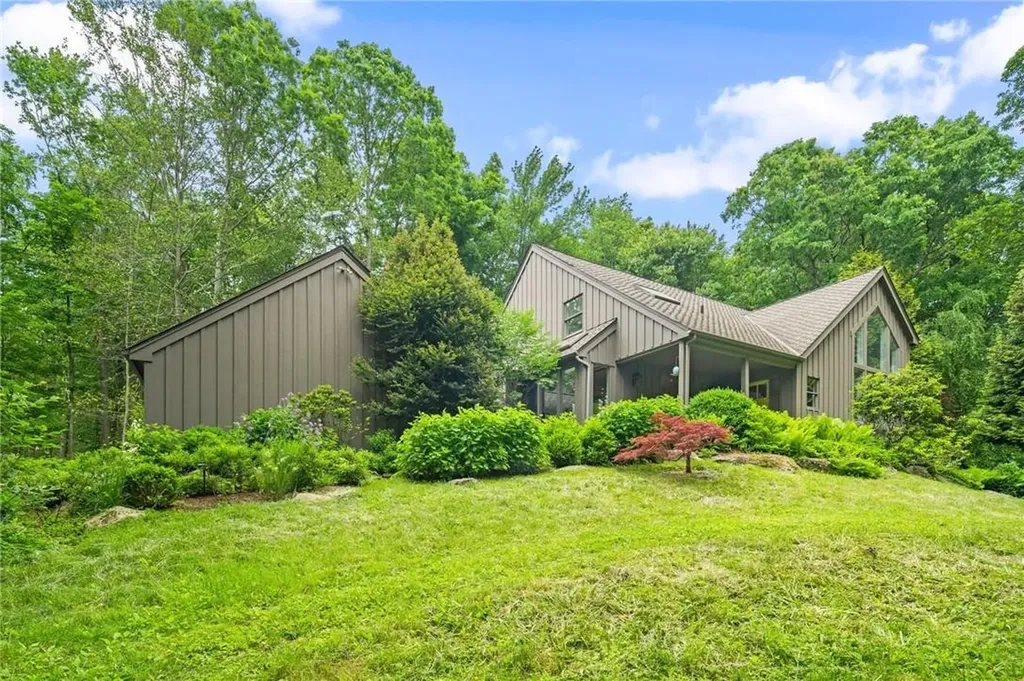 26 Patterson Road Pound Ridge NY 10576