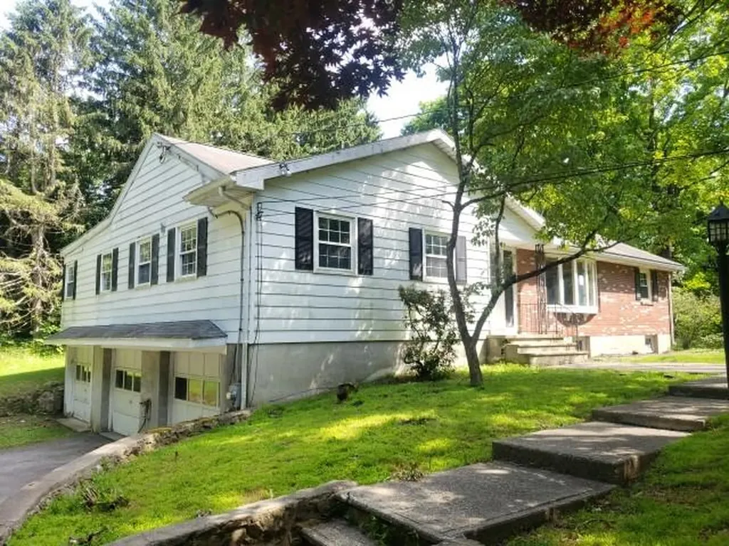 250 Lauer Road Poughkeepsie NY 12603