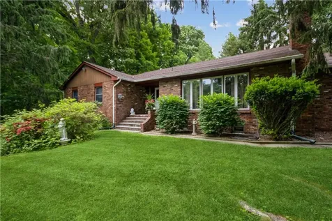 15 E Lovell Street Mahopac NY 10541