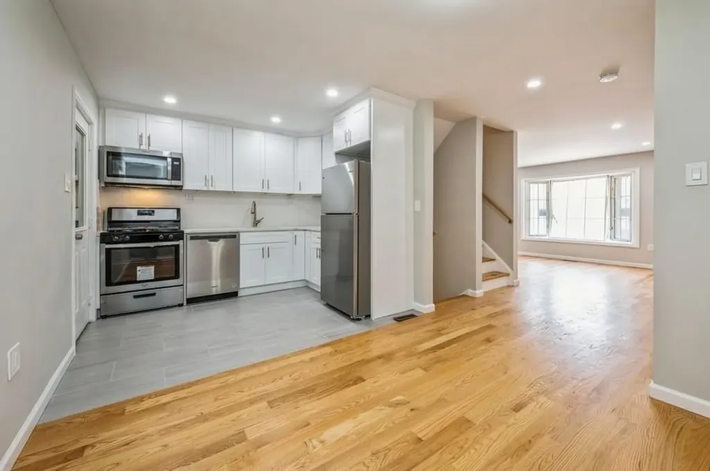 609 Oak Terrace Bronx NY 10454