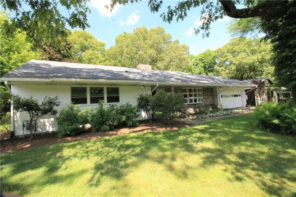 23 Monell Avenue Poughkeepsie NY 12603