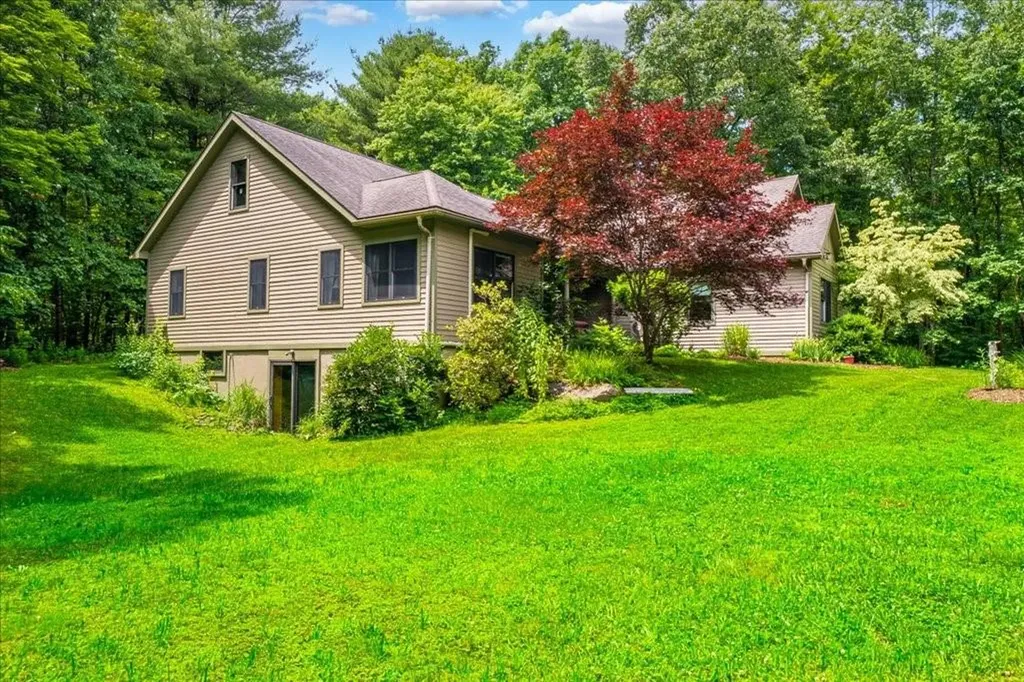 6 Mares Trail New Paltz NY 12561