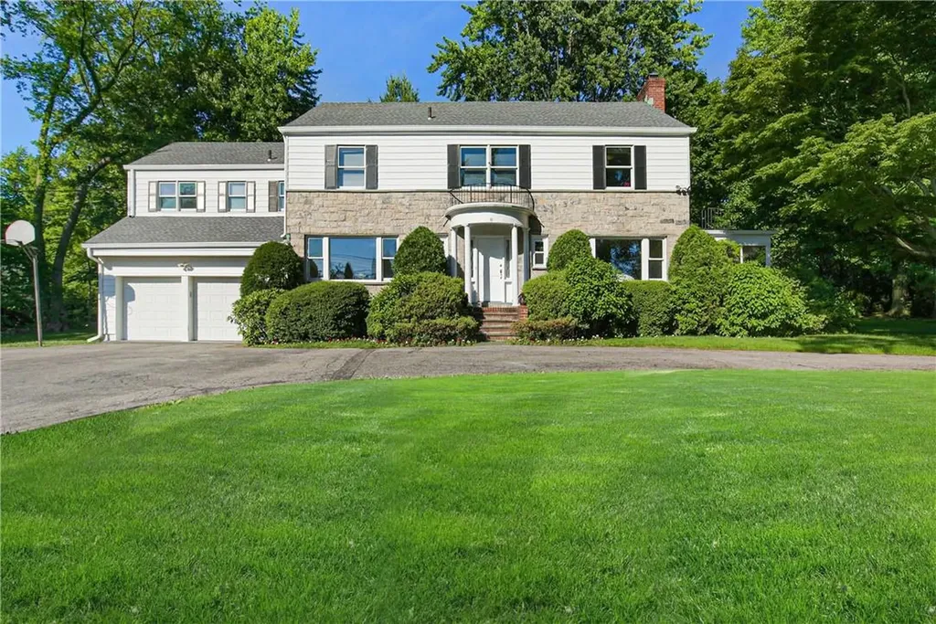 10 Griffen Avenue Scarsdale NY 10583