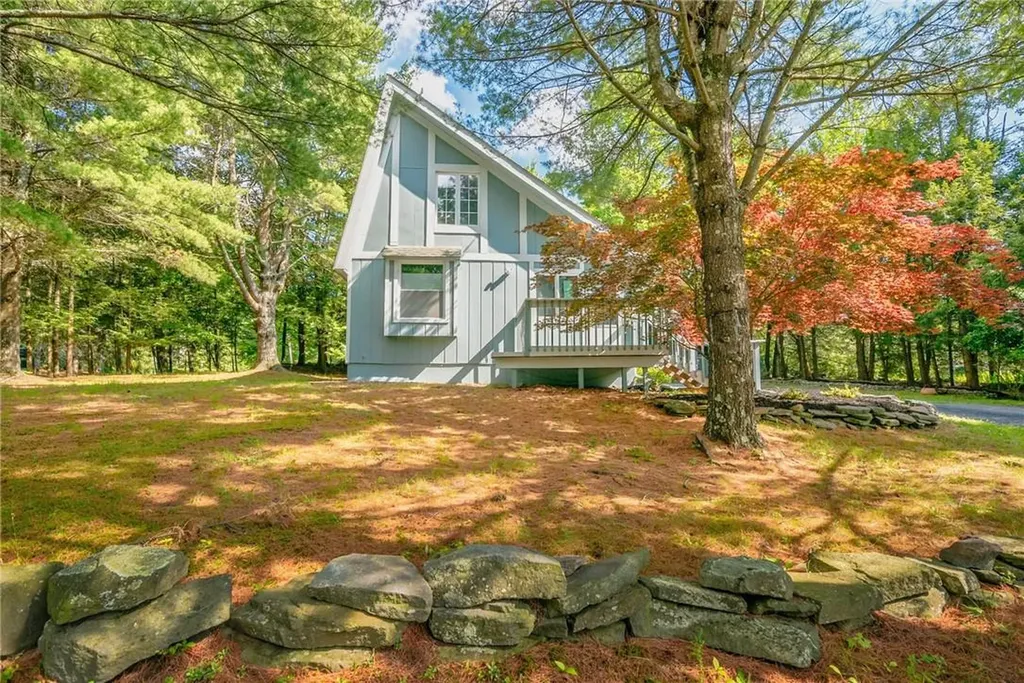 2 Bristol Circle Rock Hill NY 12775