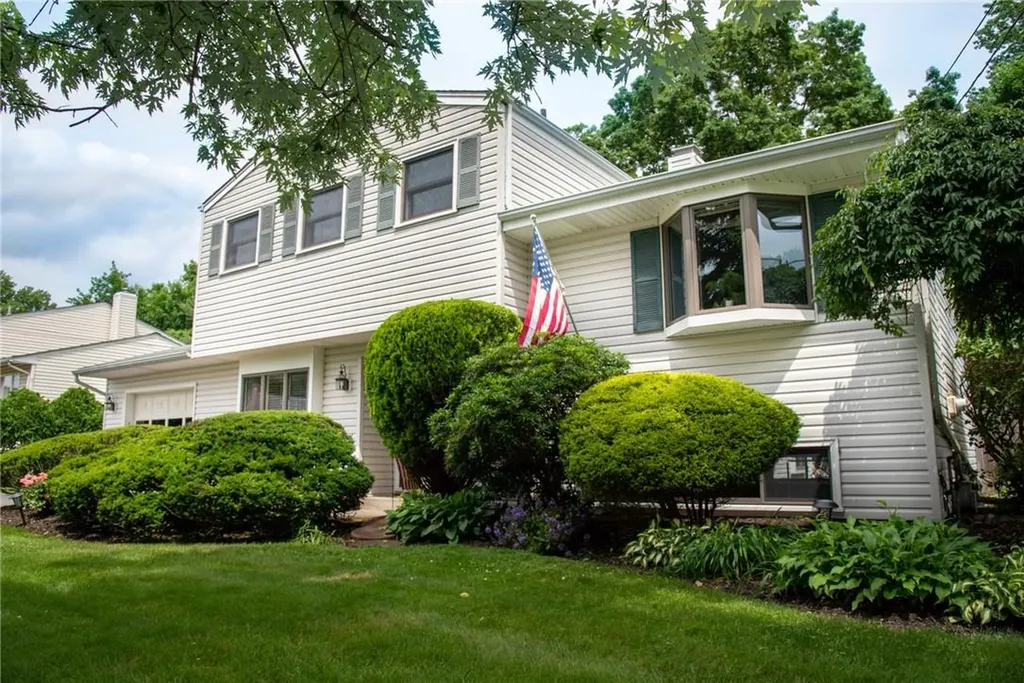 75 Chestnut Oval Orangeburg NY 10962