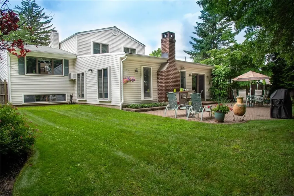 75 Chestnut Oval Orangeburg NY 10962