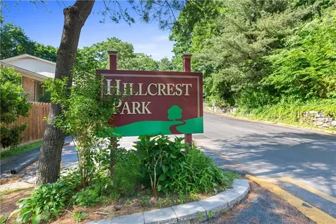 1 Rolling Way Peekskill NY 10566