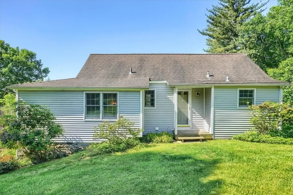 3 Hemlock Drive Mahopac NY 10541