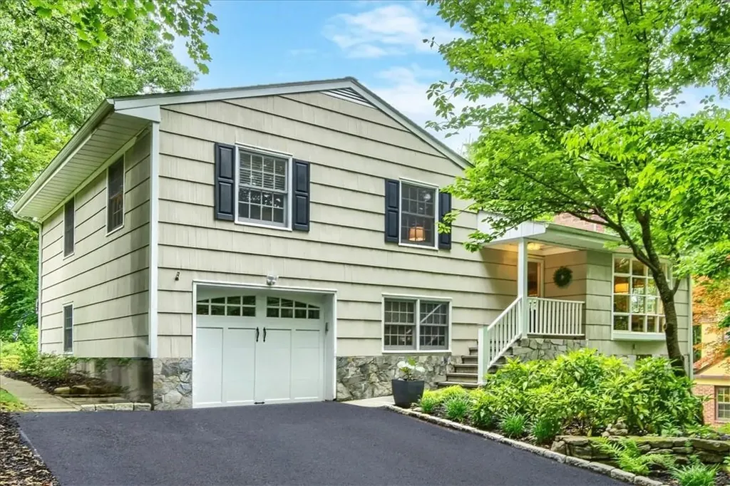 132 Forest Drive Mount Kisco NY 10549