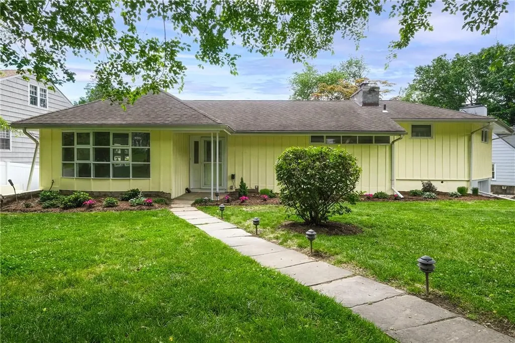 170 Berrian Road New Rochelle NY 10804