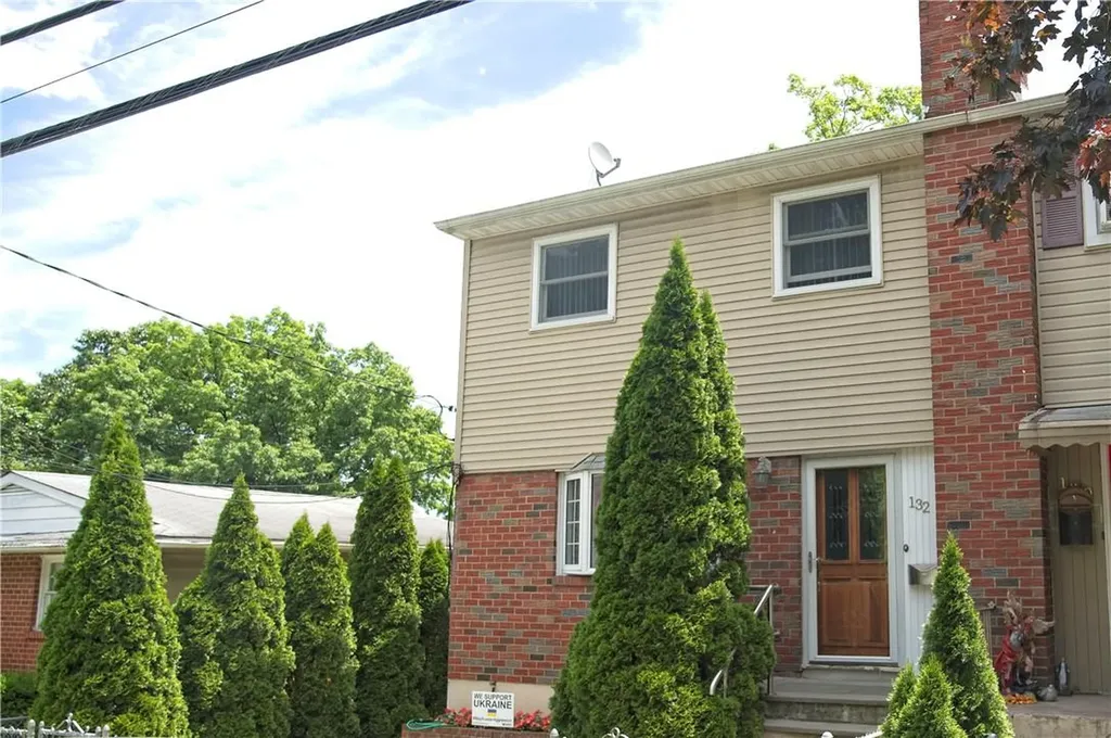 132 Frederic Street Yonkers NY 10703