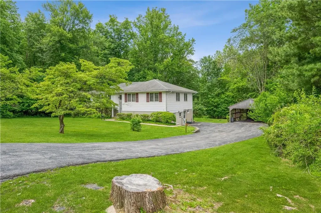 55 Eastview Drive Valhalla NY 10595