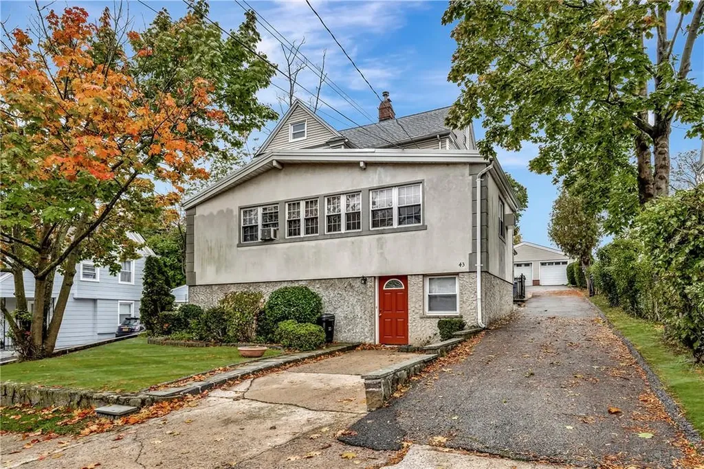 43 Park Avenue New Rochelle NY 10805