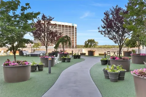 10 City Place White Plains NY 10601