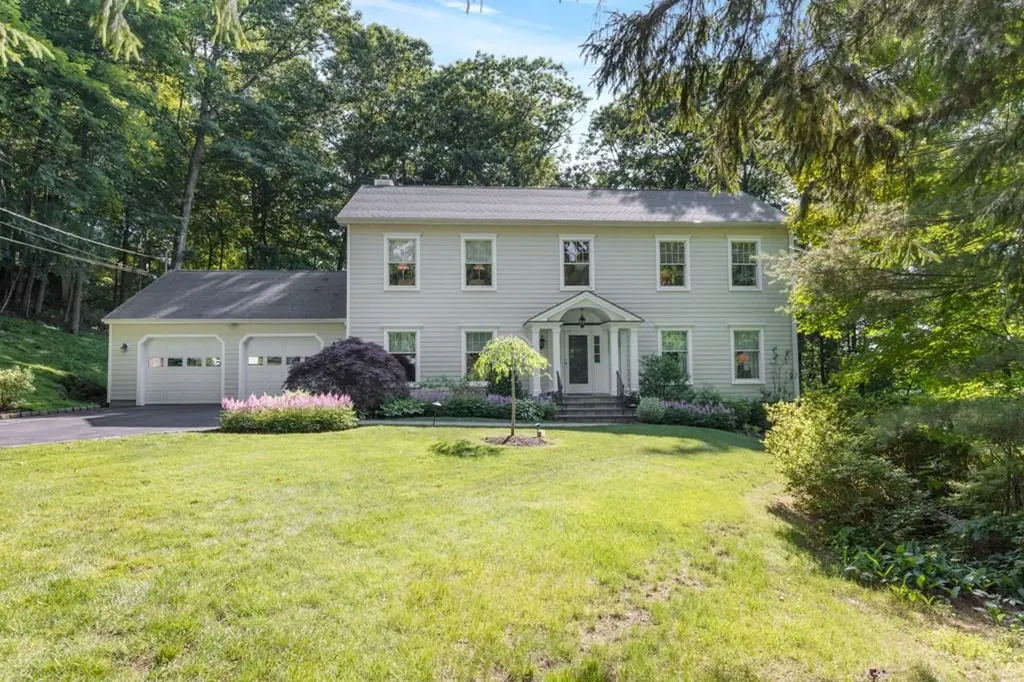 88 Grandview Drive Mount Kisco NY 10549