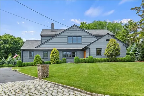 5 Sage Court White Plains NY 10605