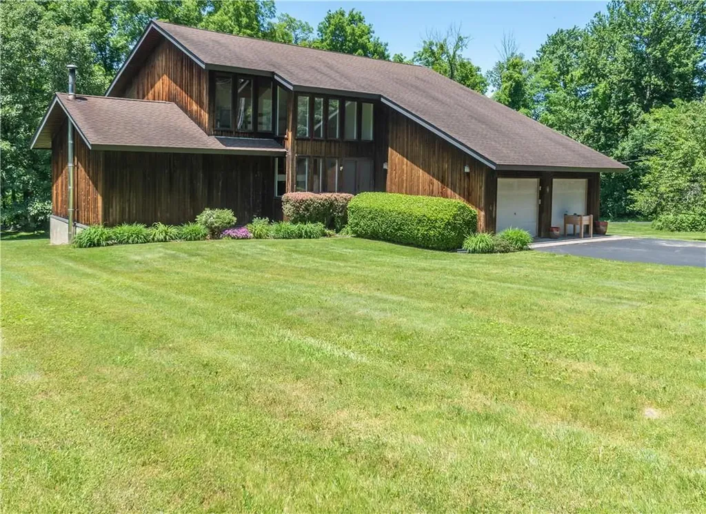 4 Deer Run Road Newburgh NY 12550