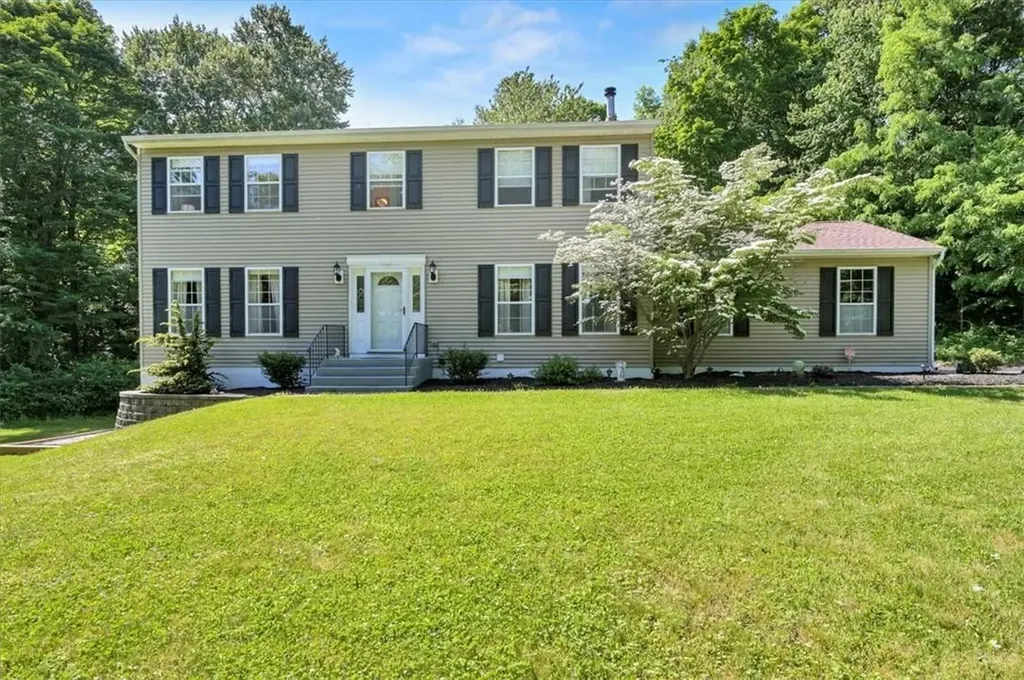 77 Lexington Drive Newburgh NY 12550