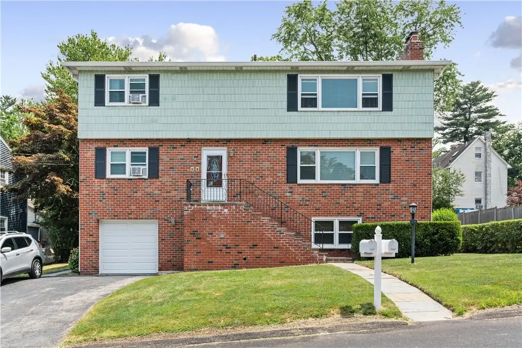 24 Emmalon Avenue White Plains NY 10603