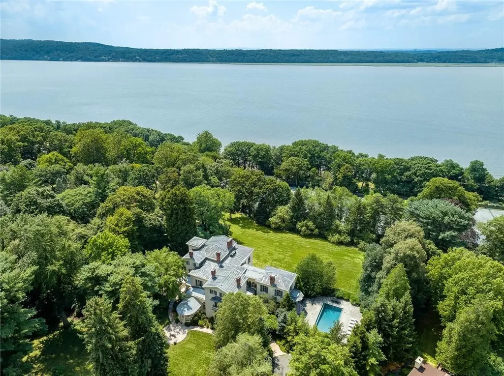 2 Clifton Place Irvington NY 10533