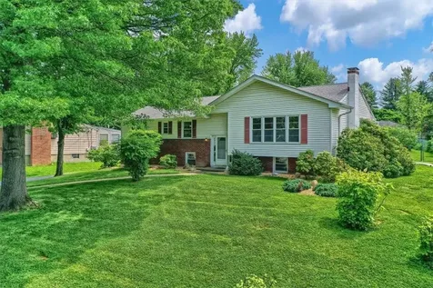 84 Round Hill Road Poughkeepsie NY 12603