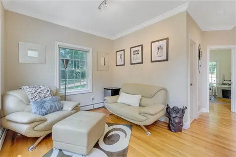 9 Edwyn Court Tappan NY 10983