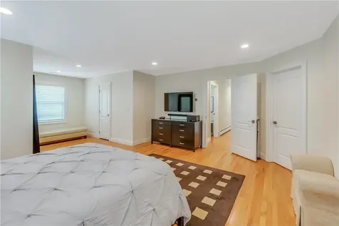 9 Edwyn Court Tappan NY 10983