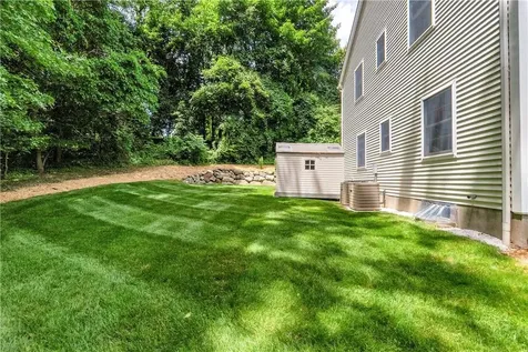 9 Edwyn Court Tappan NY 10983
