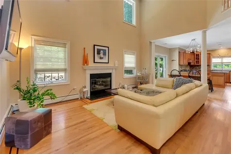 9 Edwyn Court Tappan NY 10983