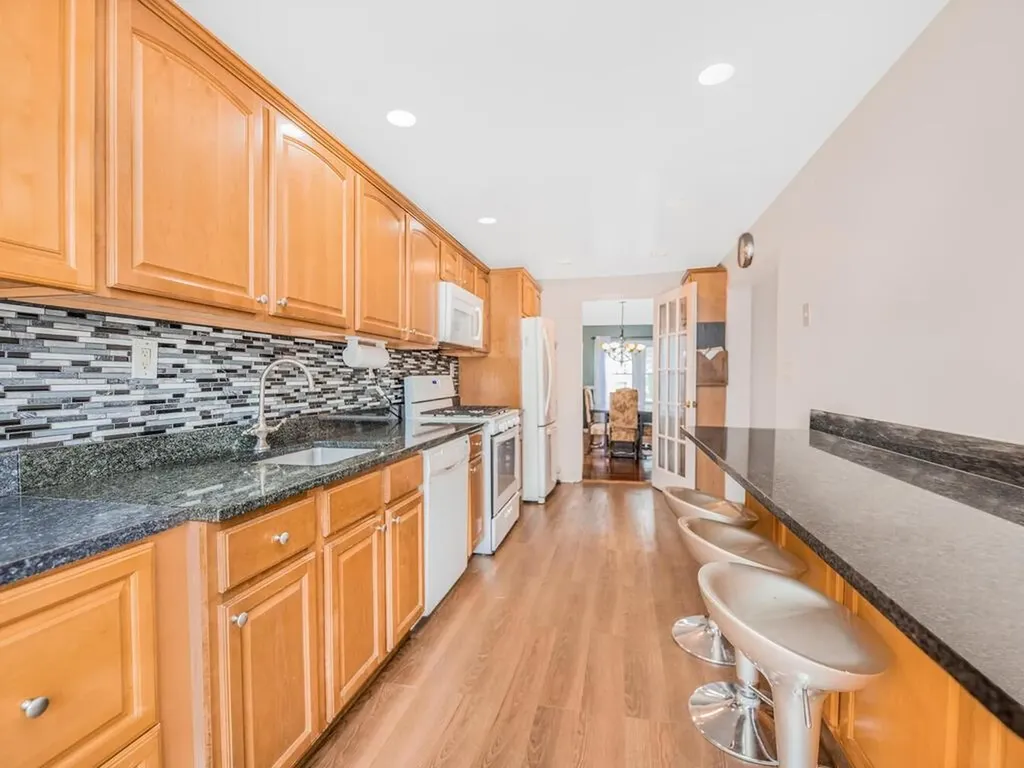 25 Westview Avenue White Plains NY 10603