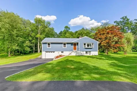 14 Gilbert Lane Putnam Valley NY 10579