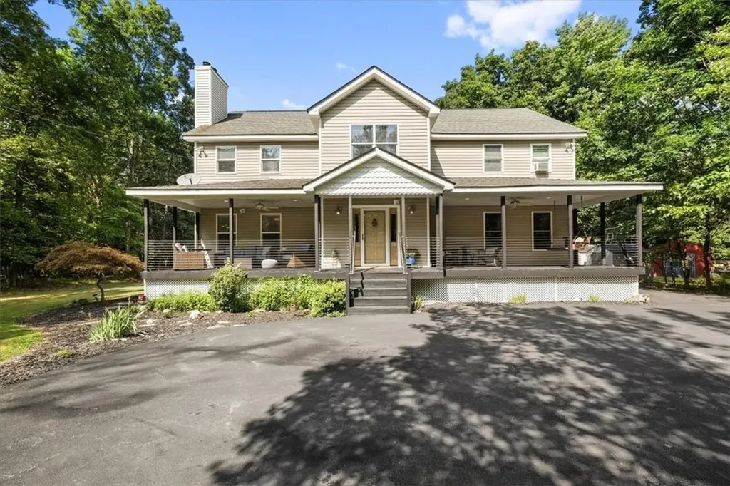32 Indigot Drive Slate Hill NY 10973