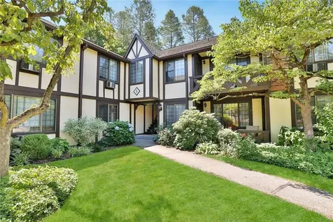 5 Foxwood Drive Pleasantville NY 10570