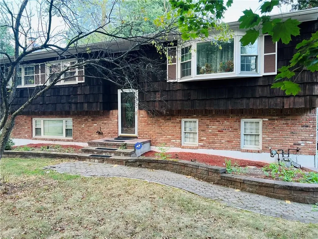 127 Rockland Lane Spring Valley NY 10977