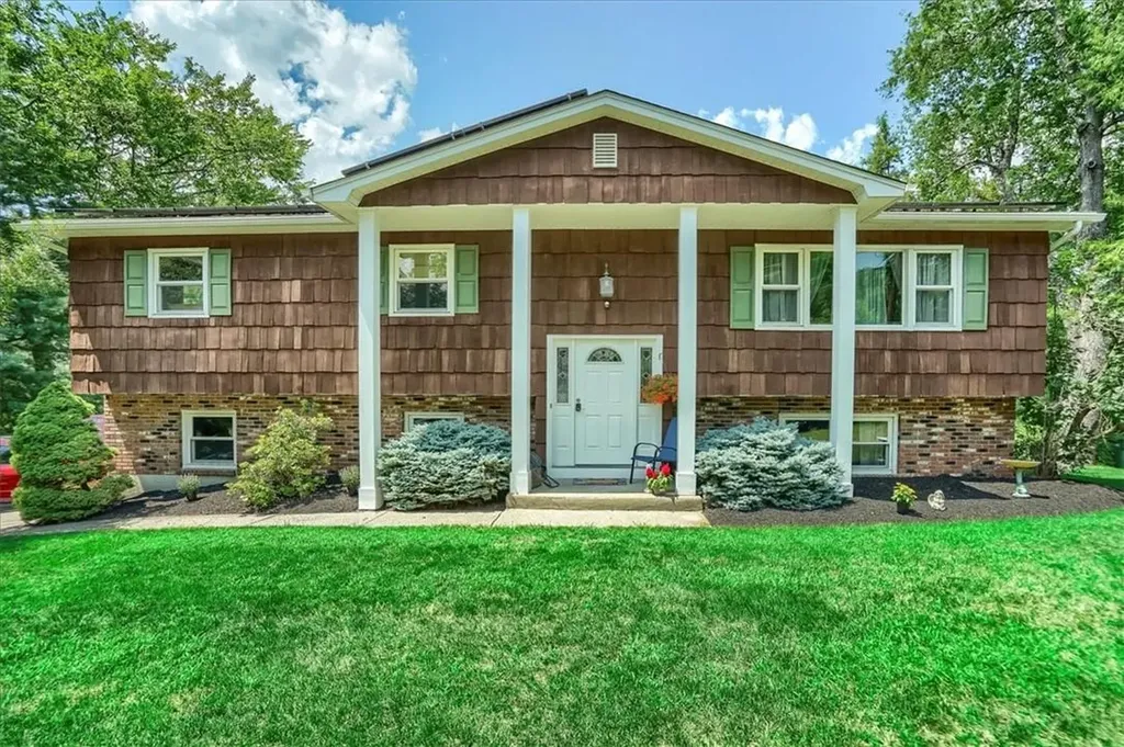 34 Glen Drive Goshen NY 10924