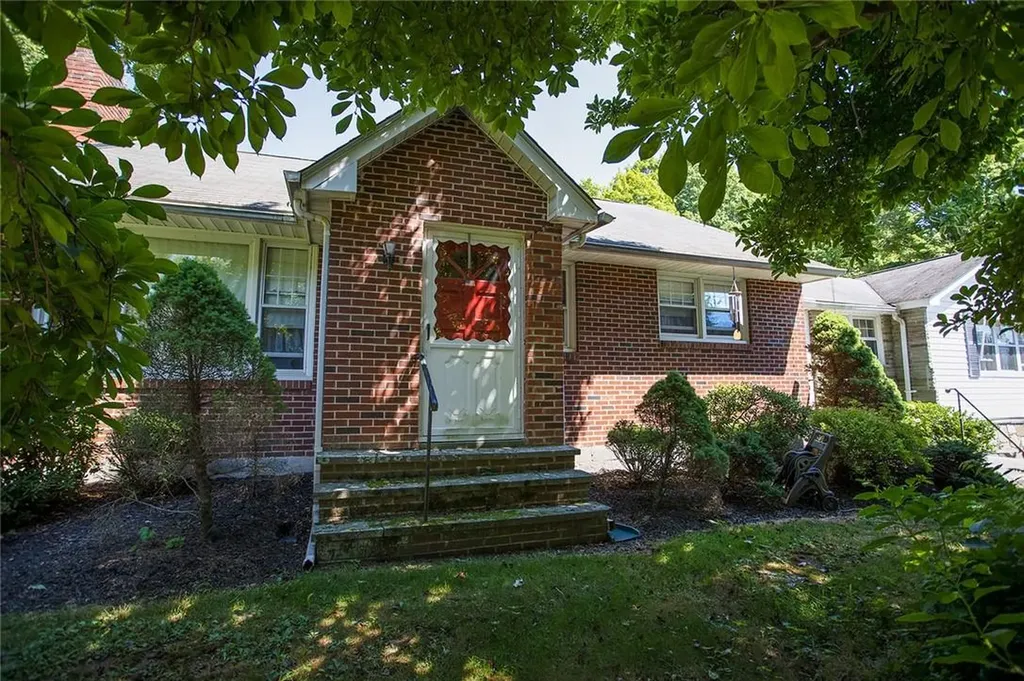 361 Quaker Street Wallkill NY 12589
