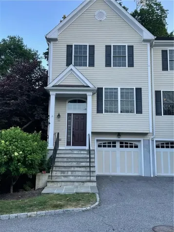 101 Villa Court Carmel NY 10512