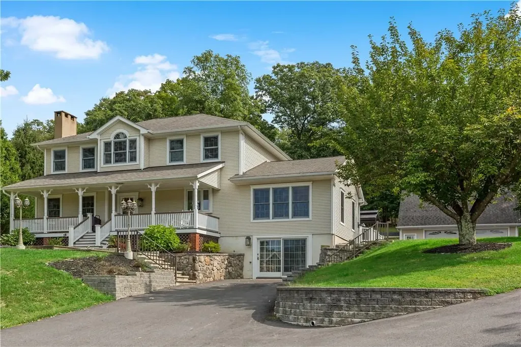 74 Perks Boulevard Cold Spring NY 10516