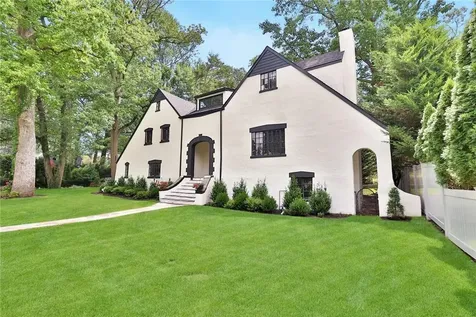 495 Forest Avenue New Rochelle NY 10804