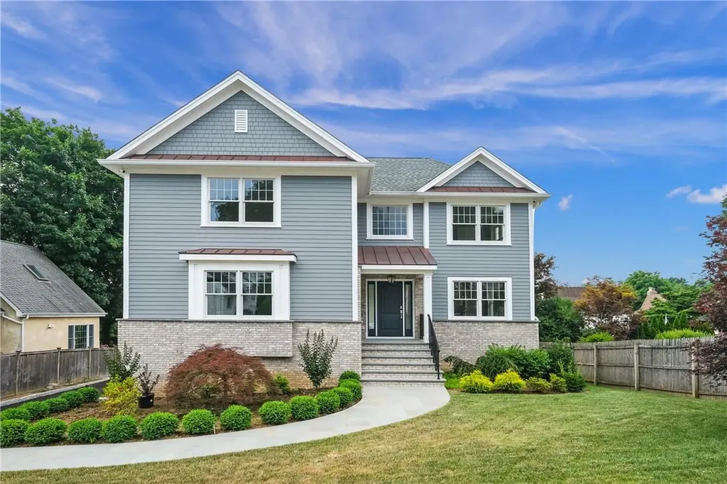 39 Parkview Avenue E West Harrison NY 10604
