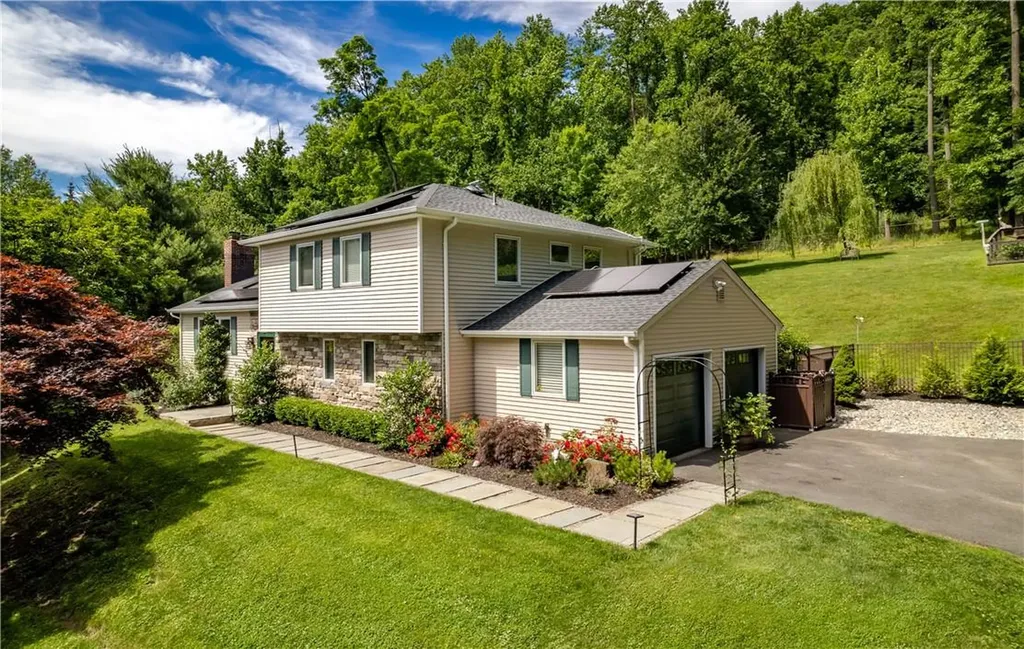 214 Radcliff Drive Nyack NY 10960